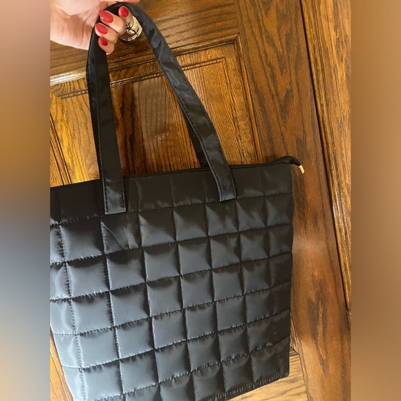 Stylish black bag - Picture 1 of 3